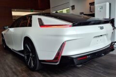 사진 출처 = 'Cadillac of Beverly Hills'
