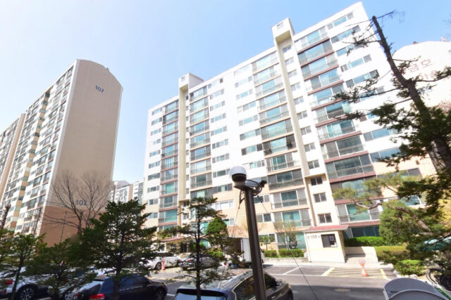 이재명 대통령이 내놓은 아파트…약 30년 만에 '이만큼' 올랐다
